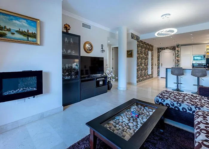 Apartamento Beautiful In Marbella-elviria *